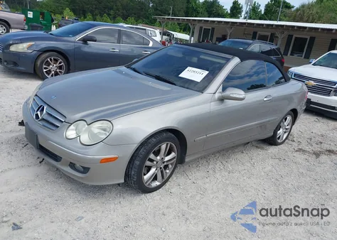 2007 Mercedes-Benz Clk 350 from USA, damaged, VIN WDBTK56FX7F220719
